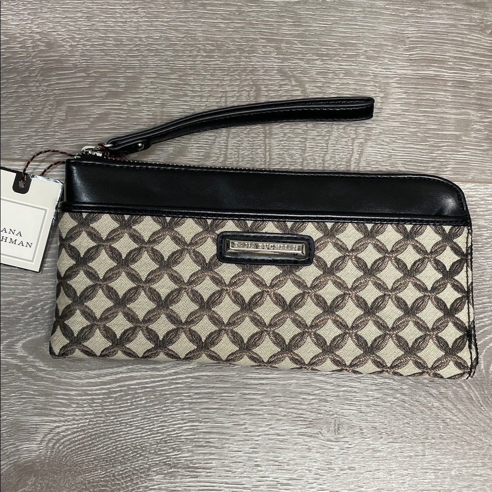 NWT Dana Buchman Claire Large Zio Wristlet Clutch Wallet